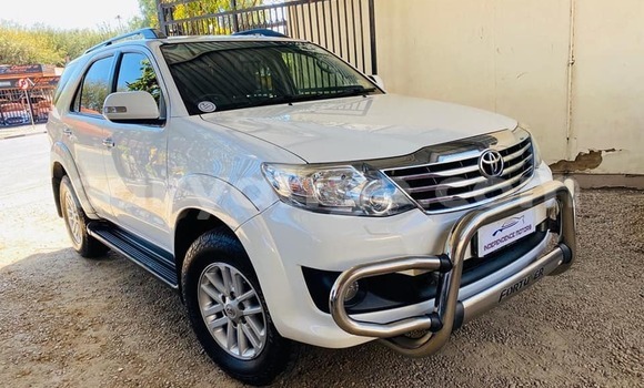 Buy Used Toyota 4Runner White Car in Windhoek in Namibia