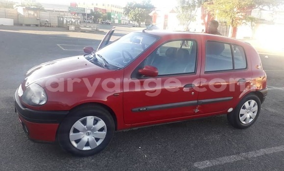 Buy Used Renault Clio Red Car in Windhoek in Namibia Buy Used Renault Clio Red Car in Windhoek in Namibia