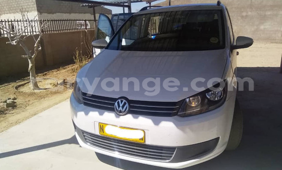 Buy Used Volkswagen Tiguan White Car in Windhoek in Namibia Buy Used Volkswagen Tiguan White Car in Windhoek in Namibia