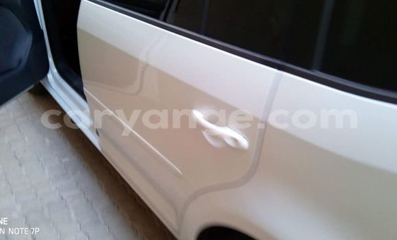 Acheter Occasion Voiture Volkswagen Tiguan Blanc à Windhoek, Namibie Acheter Occasion Voiture Volkswagen Tiguan Blanc à Windhoek, Namibie