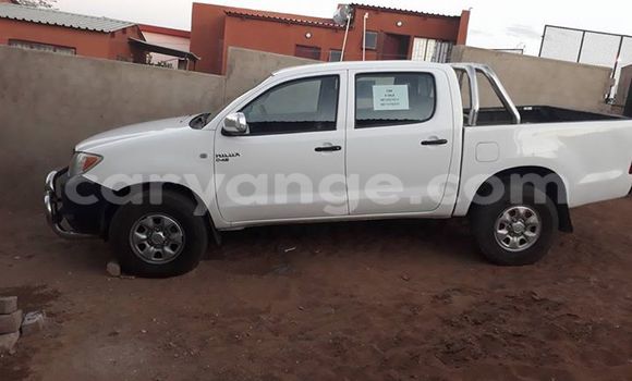 Buy Used Toyota Hilux White Car in Windhoek in Namibia Buy Used Toyota Hilux White Car in Windhoek in Namibia