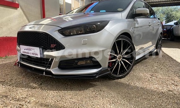 Buy Used Ford Focus Silver Car in Windhoek in Namibia