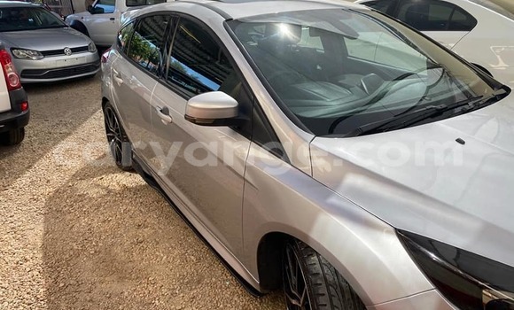 Acheter Occasion Voiture Ford Focus Gris à Windhoek, Namibie Acheter Occasion Voiture Ford Focus Gris à Windhoek, Namibie