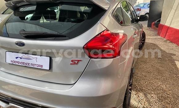 Acheter Occasion Voiture Ford Focus Gris à Windhoek, Namibie Acheter Occasion Voiture Ford Focus Gris à Windhoek, Namibie