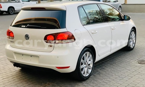 Acheter Occasion Voiture Volkswagen Golf Blanc à Windhoek, Namibie Acheter Occasion Voiture Volkswagen Golf Blanc à Windhoek, Namibie