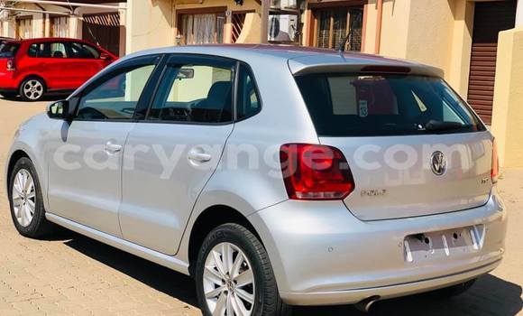 Acheter Occasion Voiture Volkswagen Polo Gris à Windhoek, Namibie Acheter Occasion Voiture Volkswagen Polo Gris à Windhoek, Namibie