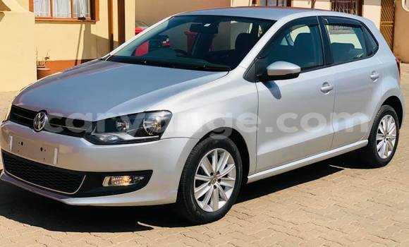 Acheter Occasion Voiture Volkswagen Polo Gris à Windhoek, Namibie Acheter Occasion Voiture Volkswagen Polo Gris à Windhoek, Namibie
