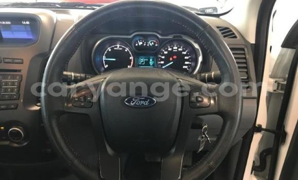 Acheter Occasion Voiture Ford Ranger Blanc à Grootfontein, Namibie Acheter Occasion Voiture Ford Ranger Blanc à Grootfontein, Namibie