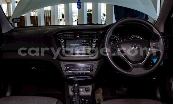 Acheter Occasion Voiture Hyundai I20 Blanc à Import - Dubai, Namibie Acheter Occasion Voiture Hyundai I20 Blanc à Import - Dubai, Namibie