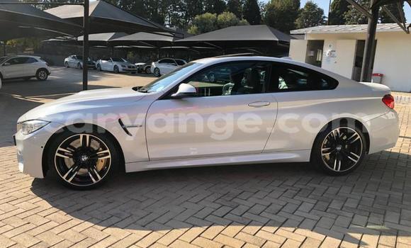 Acheter Occasion Voiture BMW M4 Blanc à Henties Bay, Erongo Acheter Occasion Voiture BMW M4 Blanc à Henties Bay, Erongo