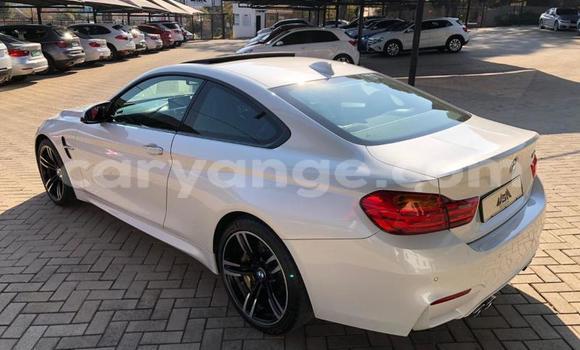 Acheter Occasion Voiture BMW M4 Blanc à Henties Bay, Erongo Acheter Occasion Voiture BMW M4 Blanc à Henties Bay, Erongo