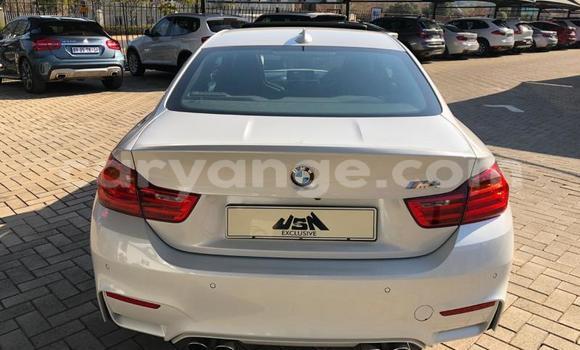 Acheter Occasion Voiture BMW M4 Blanc à Henties Bay, Erongo Acheter Occasion Voiture BMW M4 Blanc à Henties Bay, Erongo