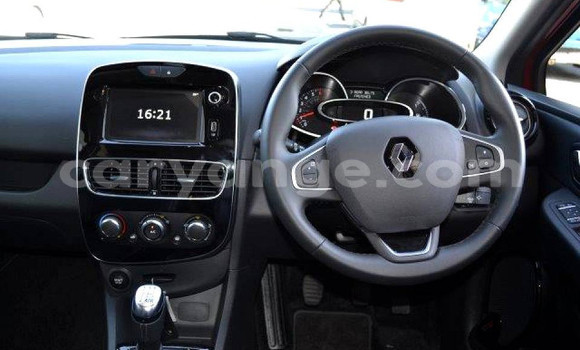 Buy Used Renault Clio V6 Red Car in Karasburg in Karas Buy Used Renault Clio V6 Red Car in Karasburg in Karas