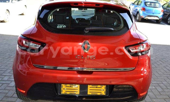 Buy Used Renault Clio V6 Red Car in Karasburg in Karas Buy Used Renault Clio V6 Red Car in Karasburg in Karas