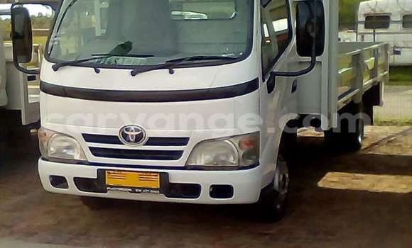 Buy Used Toyota Dyna White Truck in Henties Bay in Erongo Buy Used Toyota Dyna White Truck in Henties Bay in Erongo