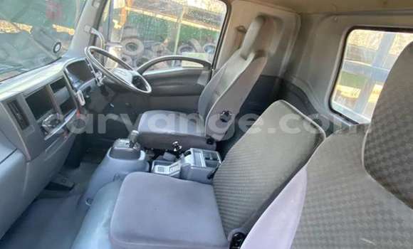 Buy Used Mitsubishi Van White Truck in Grootfontein in Namibia Buy Used Mitsubishi Van White Truck in Grootfontein in Namibia