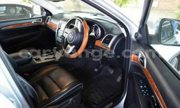 Buy Used Jeep Grand Cherokee Silver Car in Windhoek in Namibia Buy Used Jeep Grand Cherokee Silver Car in Windhoek in Namibia