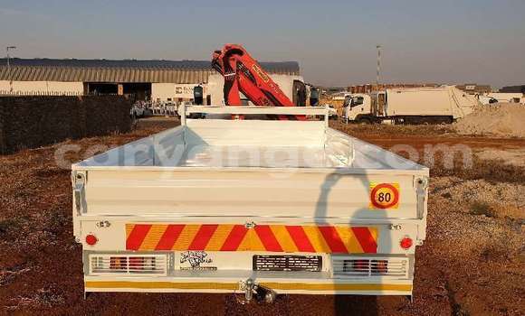 Acheter Occasion Utilitaire Isuzu FTR 850 Blanc à Henties Bay, Erongo Acheter Occasion Utilitaire Isuzu FTR 850 Blanc à Henties Bay, Erongo