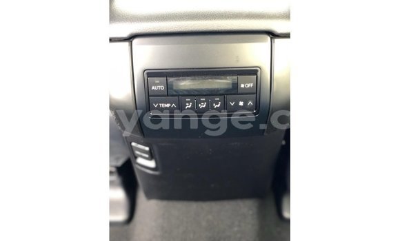 Acheter Import Voiture Toyota Prado Bleu à Import - Dubai, Namibie Acheter Import Voiture Toyota Prado Bleu à Import - Dubai, Namibie