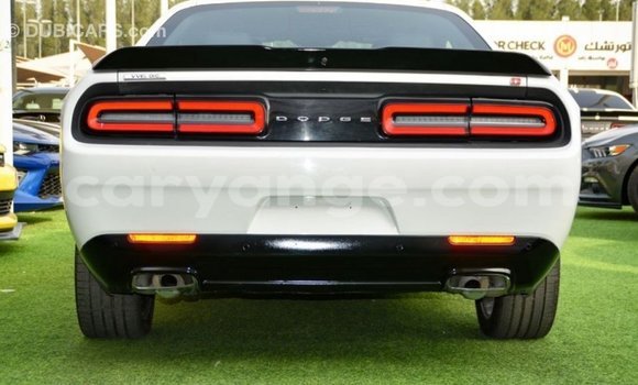 Buy Import Dodge Challenger White Car in Import - Dubai in Namibia Buy Import Dodge Challenger White Car in Import - Dubai in Namibia