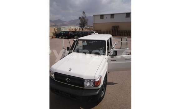 Buy Import Toyota Land Cruiser White Car in Import - Dubai in Namibia Buy Import Toyota Land Cruiser White Car in Import - Dubai in Namibia