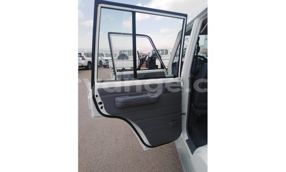 Buy Import Toyota Land Cruiser White Car in Import - Dubai in Namibia Buy Import Toyota Land Cruiser White Car in Import - Dubai in Namibia