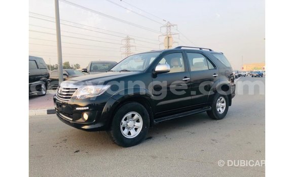 Acheter Import Voiture Toyota Fortuner Noir à Import - Dubai, Namibie Acheter Import Voiture Toyota Fortuner Noir à Import - Dubai, Namibie