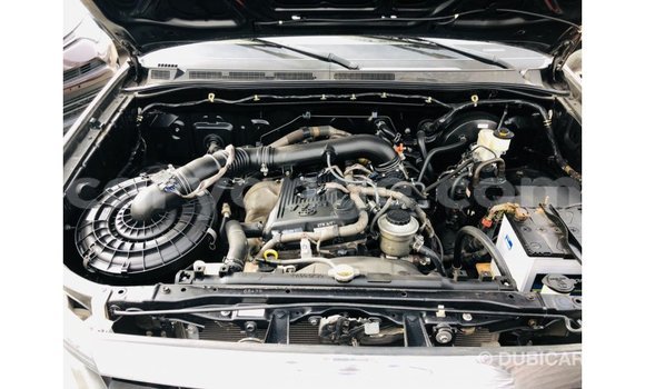 Acheter Import Voiture Toyota Fortuner Noir à Import - Dubai, Namibie Acheter Import Voiture Toyota Fortuner Noir à Import - Dubai, Namibie