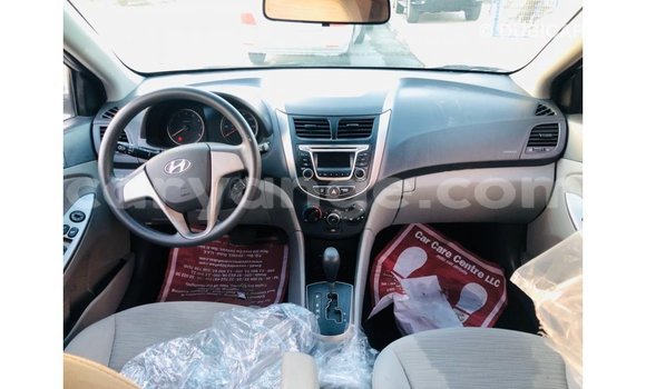 Acheter Import Voiture Hyundai Accent Autre à Import - Dubai, Namibie Acheter Import Voiture Hyundai Accent Autre à Import - Dubai, Namibie