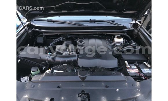 Acheter Import Voiture Toyota Prado Noir à Import - Dubai, Namibie Acheter Import Voiture Toyota Prado Noir à Import - Dubai, Namibie