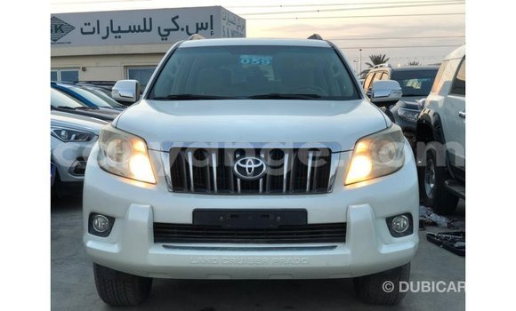 Acheter Import Voiture Toyota Prado Blanc à Import - Dubai, Namibie Acheter Import Voiture Toyota Prado Blanc à Import - Dubai, Namibie