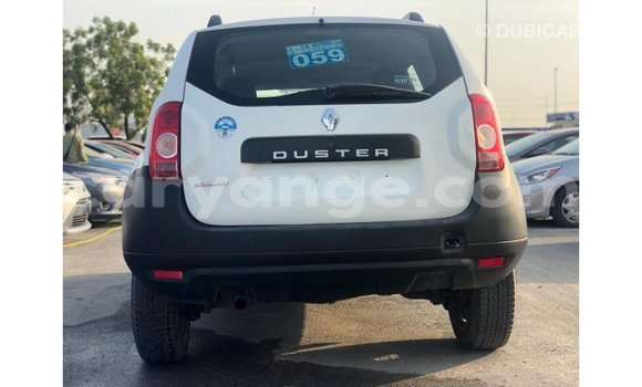 Acheter Import Voiture Renault Duster Blanc à Import - Dubai, Namibie Acheter Import Voiture Renault Duster Blanc à Import - Dubai, Namibie
