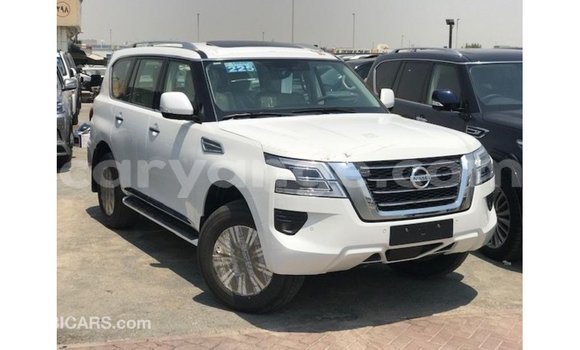 Acheter Import Voiture Nissan Patrol Blanc à Import - Dubai, Namibie Acheter Import Voiture Nissan Patrol Blanc à Import - Dubai, Namibie