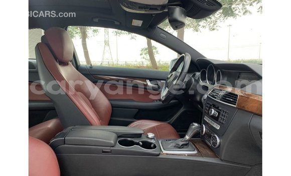 Acheter Import Voiture Mercedes-Benz 190 Autre à Import - Dubai, Namibie Acheter Import Voiture Mercedes-Benz 190 Autre à Import - Dubai, Namibie