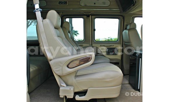 Acheter Import Voiture GMC Acadia Autre à Import - Dubai, Namibie Acheter Import Voiture GMC Acadia Autre à Import - Dubai, Namibie