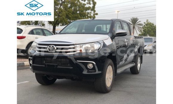 Acheter Import Voiture Toyota Hilux Noir à Import - Dubai, Namibie