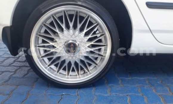 Buy Used Toyota Runx White Car in Windhoek in Namibia Buy Used Toyota Runx White Car in Windhoek in Namibia