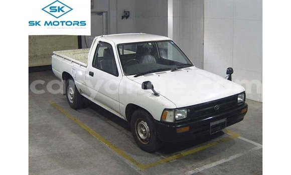 Buy Import Toyota Hilux White Car in Import - Dubai in Namibia