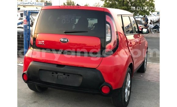 Acheter Import Voiture Kia Soul Rouge à Import - Dubai, Namibie Acheter Import Voiture Kia Soul Rouge à Import - Dubai, Namibie