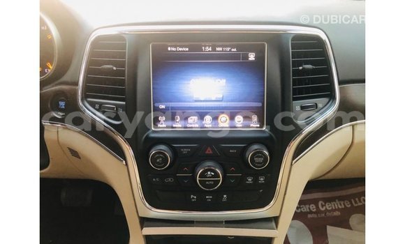 Acheter Import Voiture Jeep Grand Cherokee Noir à Import - Dubai, Namibie Acheter Import Voiture Jeep Grand Cherokee Noir à Import - Dubai, Namibie