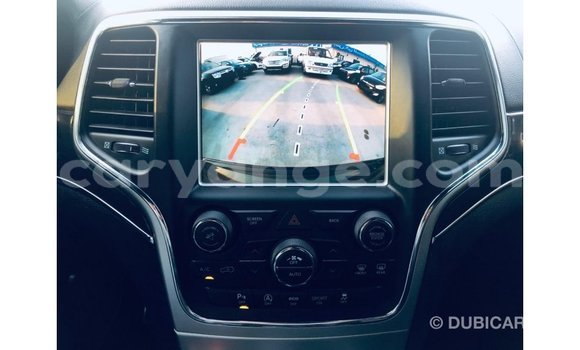 Acheter Import Voiture Jeep Grand Cherokee Noir à Import - Dubai, Namibie Acheter Import Voiture Jeep Grand Cherokee Noir à Import - Dubai, Namibie