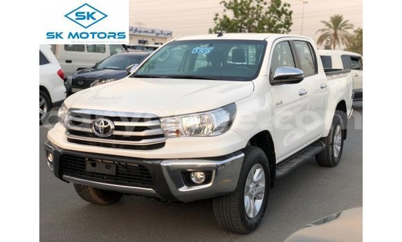 Acheter Import Voiture Toyota Hilux Blanc à Import - Dubai, Namibie Acheter Import Voiture Toyota Hilux Blanc à Import - Dubai, Namibie
