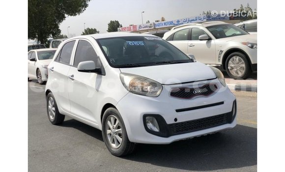Acheter Import Voiture Kia Picanto Blanc à Import - Dubai, Namibie Acheter Import Voiture Kia Picanto Blanc à Import - Dubai, Namibie