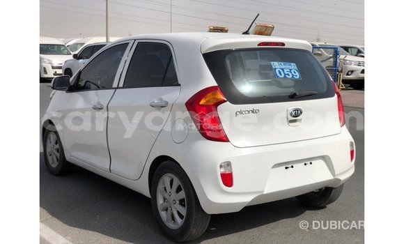 Acheter Import Voiture Kia Picanto Blanc à Import - Dubai, Namibie Acheter Import Voiture Kia Picanto Blanc à Import - Dubai, Namibie