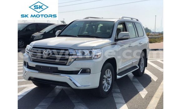 Buy Import Toyota Land Cruiser White Car in Import - Dubai in Namibia