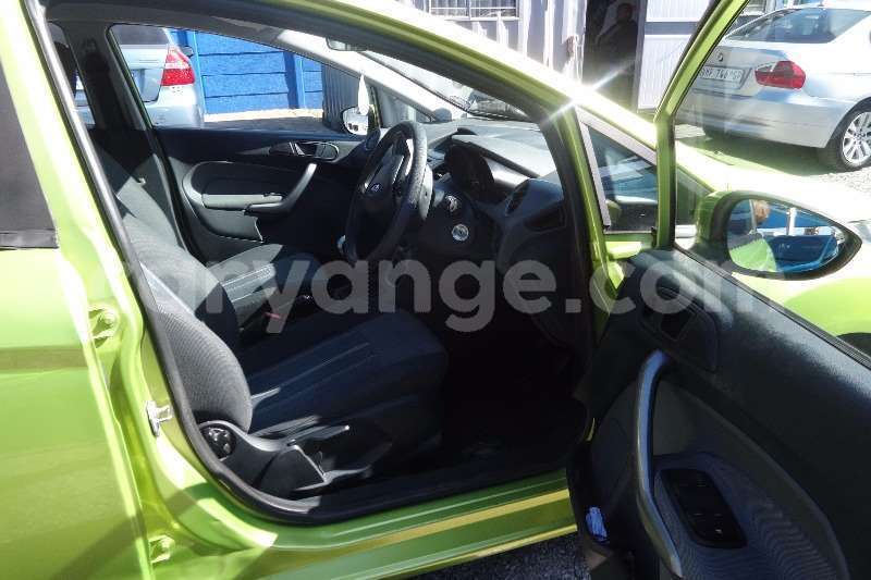 Big with watermark f1.....