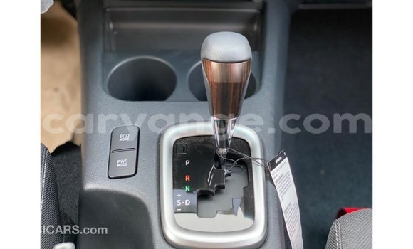 Acheter Import Voiture Toyota Hilux Blanc à Import - Dubai, Namibie Acheter Import Voiture Toyota Hilux Blanc à Import - Dubai, Namibie