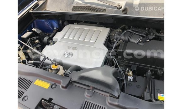 Acheter Import Voiture Toyota Highlander Bleu à Import - Dubai, Namibie Acheter Import Voiture Toyota Highlander Bleu à Import - Dubai, Namibie