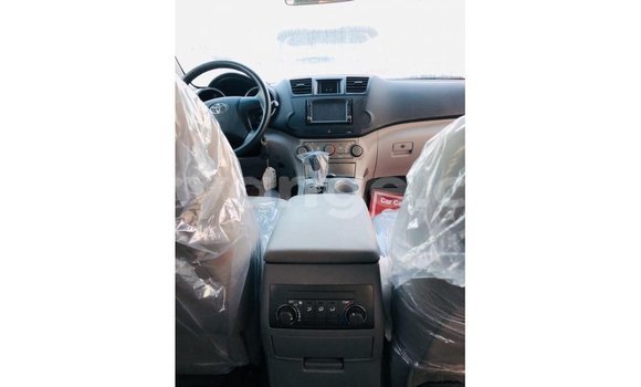 Acheter Import Voiture Toyota Highlander Autre à Import - Dubai, Namibie Acheter Import Voiture Toyota Highlander Autre à Import - Dubai, Namibie