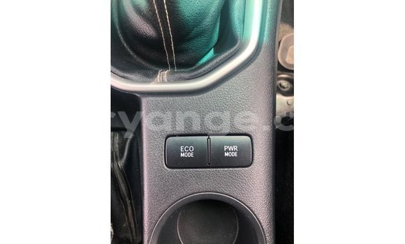 Acheter Import Voiture Toyota Hilux Blanc à Import - Dubai, Namibie Acheter Import Voiture Toyota Hilux Blanc à Import - Dubai, Namibie